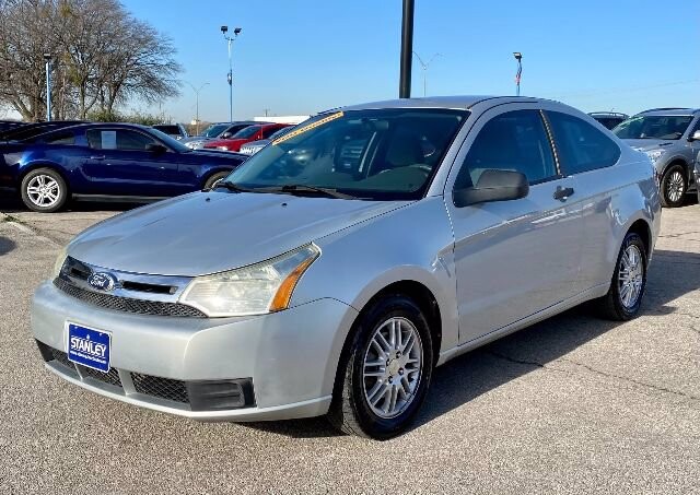 2008 Ford Focus in Mesquite, TX 75150 - 1596180 35