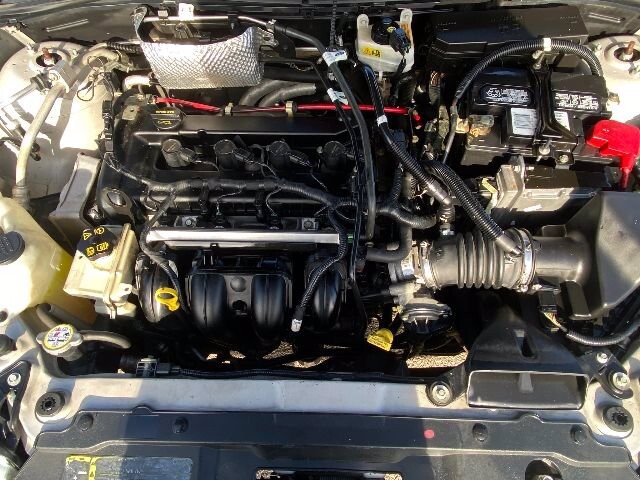 2008 Ford Focus in Mesquite, TX 75150 - 1596180 51