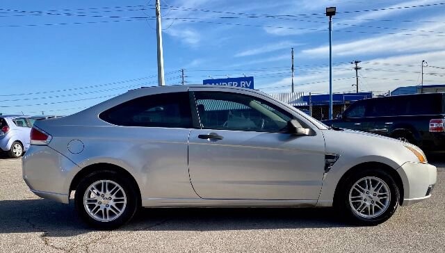 2008 Ford Focus in Mesquite, TX 75150 - 1596180 43