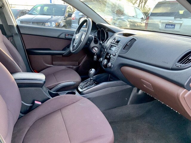 2011 Kia Forte in Mesquite, TX 75150 - 1615909 9