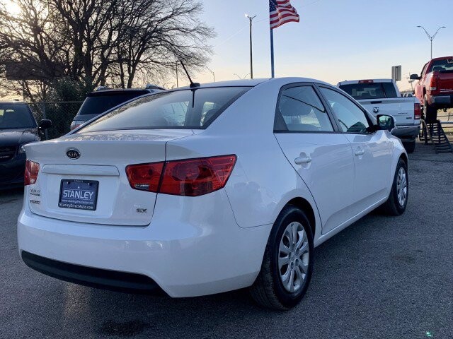 2011 Kia Forte in Mesquite, TX 75150 - 1615909 7