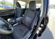 2016 Honda CR-V in Meriden, CT 06450 - 1620140 13