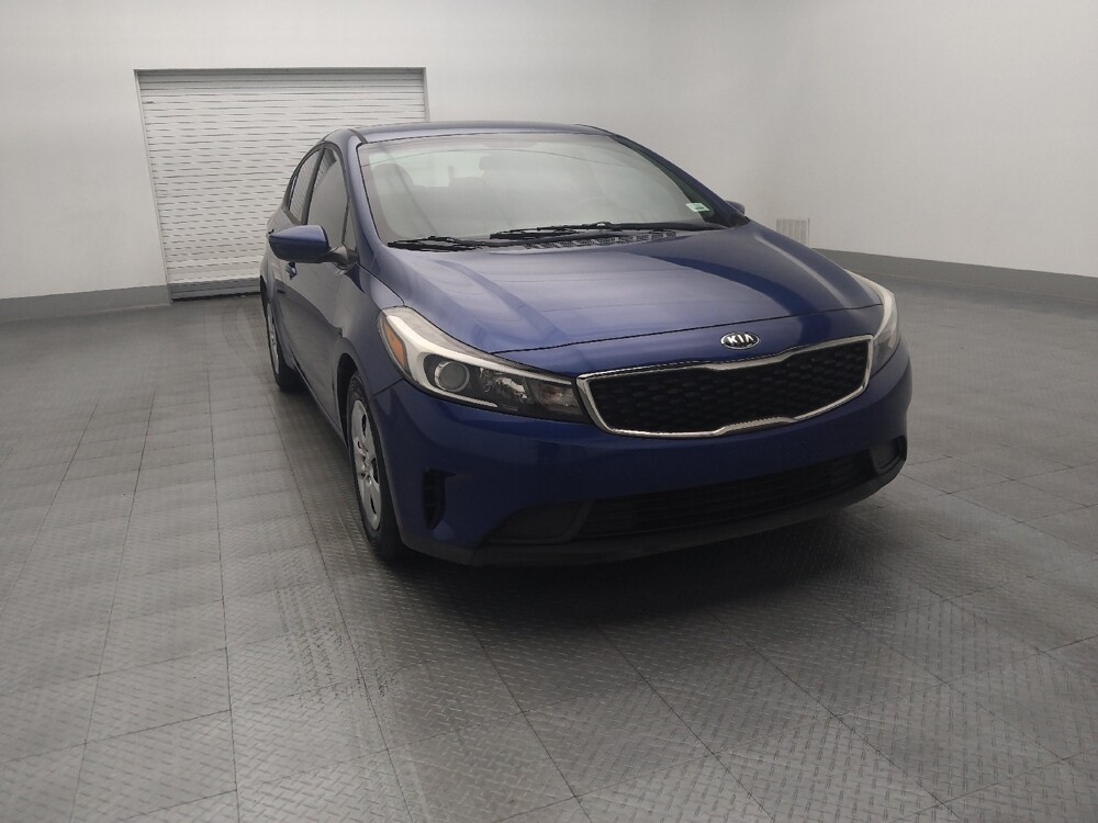 2017 Kia Forte in Hialeah, FL 33014 - 1621060 14