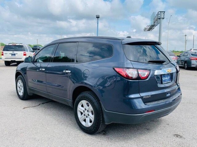 2013 Chevrolet Traverse in Mesquite, TX 75150 - 1634932 4