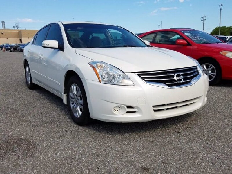 2010 Nissan Altima in Oklahoma City, OK 73129 - 1671427