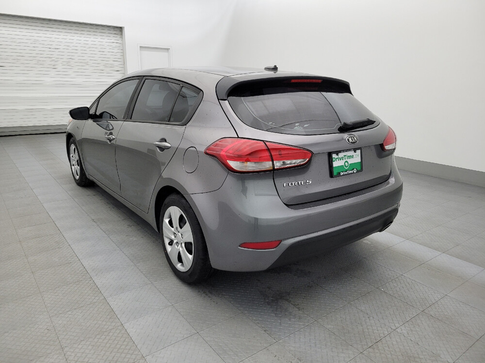 2016 Kia Forte in Bradenton, FL 34207 - 1675189 5