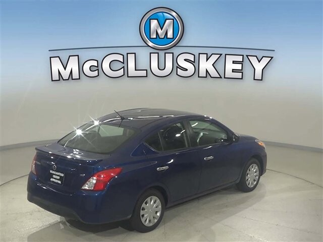 2019 Nissan Versa in Cincinnati, OH 45251-2402 - 1675560 17
