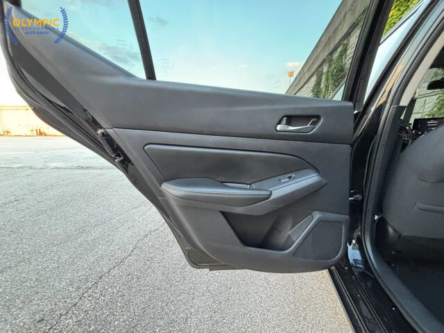 2019 Nissan Altima in Decatur, GA 30032 - 1683245 41