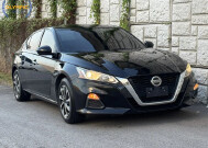 2019 Nissan Altima in Decatur, GA 30032 - 1683245 3
