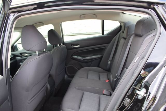 2019 Nissan Altima in Decatur, GA 30032 - 1683245 180