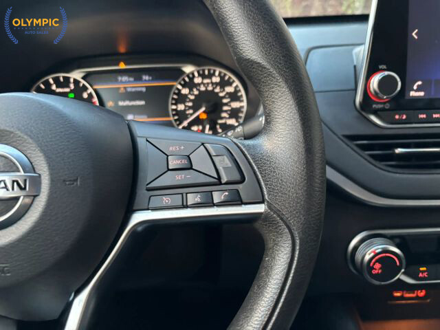 2019 Nissan Altima in Decatur, GA 30032 - 1683245 24