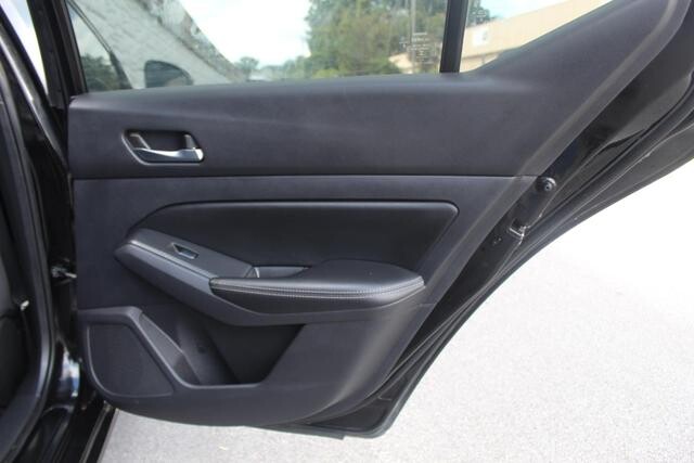 2019 Nissan Altima in Decatur, GA 30032 - 1683245 125