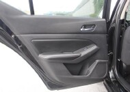 2019 Nissan Altima in Decatur, GA 30032 - 1683245 124