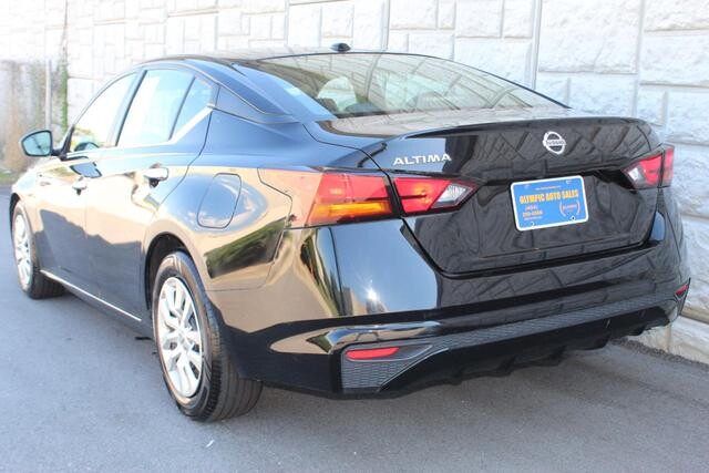 2019 Nissan Altima in Decatur, GA 30032 - 1683245 131