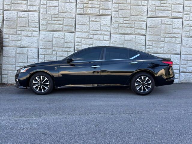 2019 Nissan Altima in Decatur, GA 30032 - 1683245 50