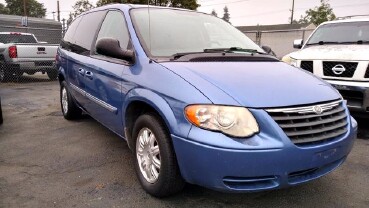2007 Chrysler Town & Country in Tacoma, WA 98409