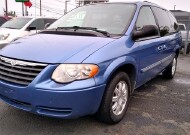 2007 Chrysler Town & Country in Tacoma, WA 98409 - 1692134 3
