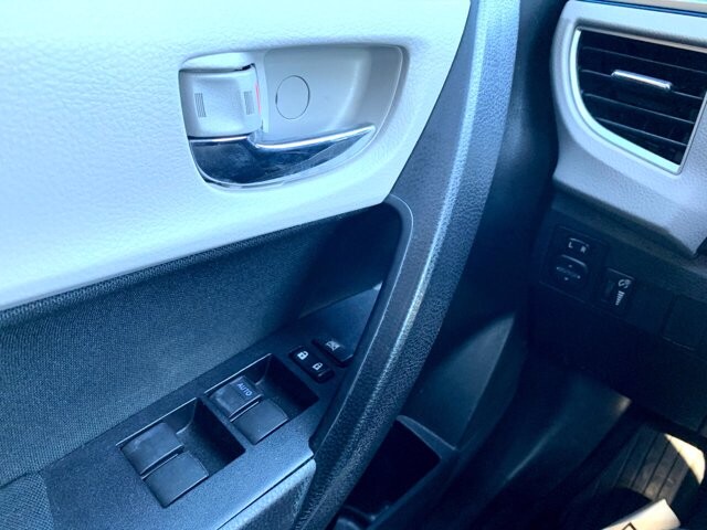 2016 Toyota Corolla in Knoxville, TN 37912-3935 - 1721401 25