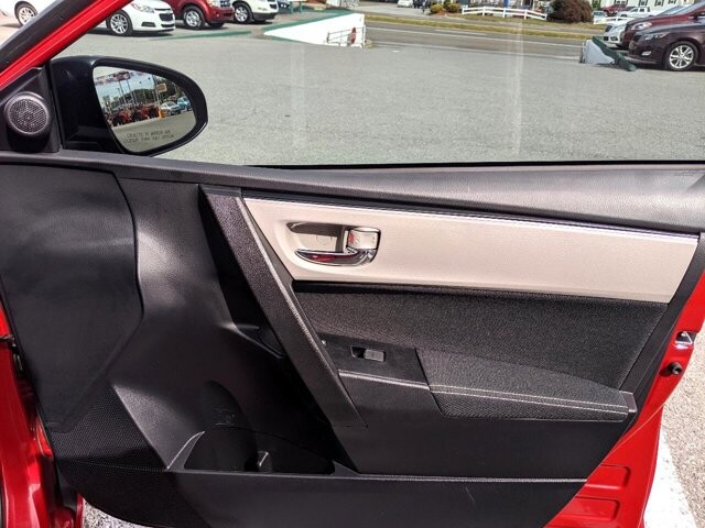 2017 Toyota Corolla in Knoxville, TN 37912-3935 - 1721407 31