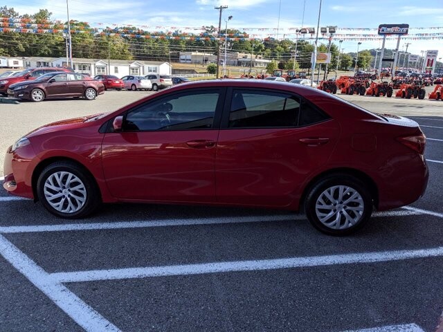 2017 Toyota Corolla in Knoxville, TN 37912-3935 - 1721407 6