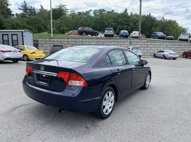 2010 Honda Civic in Nashville, TN 37211-5205 - 1732474 3