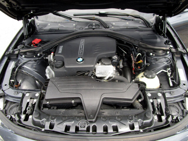 2012 BMW 328i in Tampa, FL 33604-6914 - 1732558 17