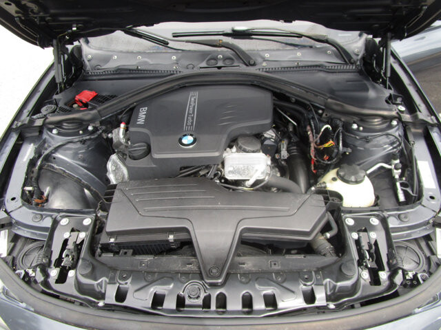 2012 BMW 328i in Tampa, FL 33604-6914 - 1732558 17