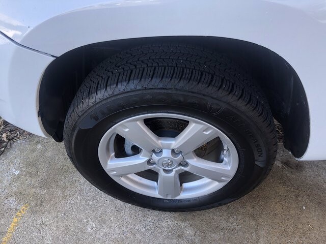 2006 Toyota RAV4 in Nashville, TN 37211-5205 - 1743721 16