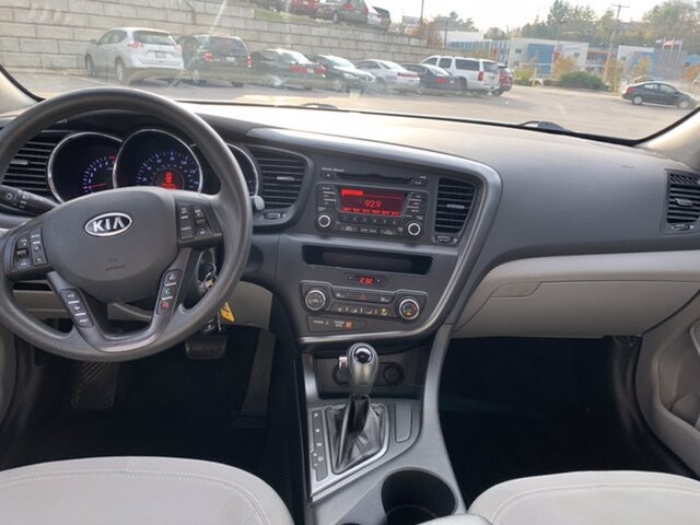 2011 Kia Optima in Nashville, TN 37211-5205 - 1747365 10