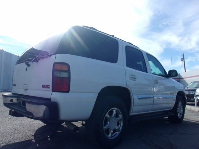2004 GMC Yukon in Tucson, AZ 85712-4825 - 1763065 4