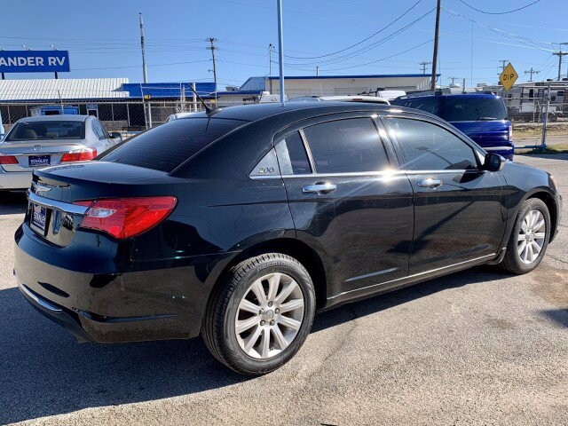 2014 Chrysler 200 in Mesquite, TX 75150 - 1764742 7