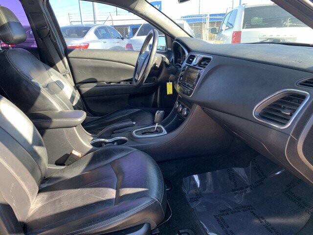 2014 Chrysler 200 in Mesquite, TX 75150 - 1764742 9