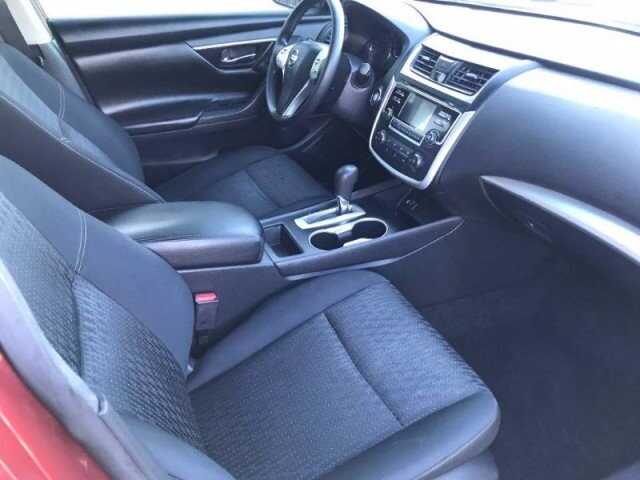 2016 Nissan Altima in Mesquite, TX 75150 - 1765510 18
