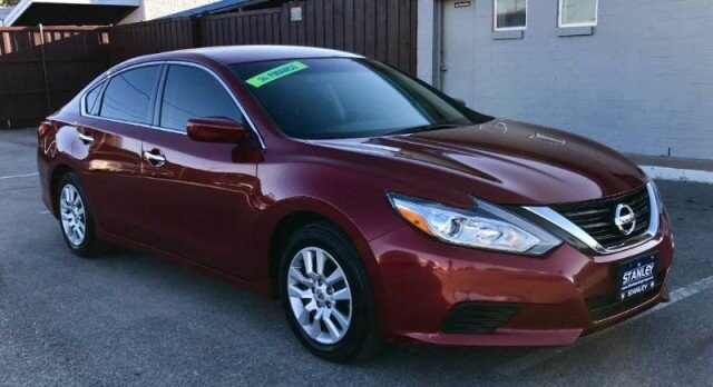 2016 Nissan Altima in Mesquite, TX 75150 - 1765510