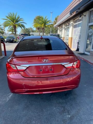 2013 Hyundai Sonata in Longwood, FL 32750 - 1770209 4