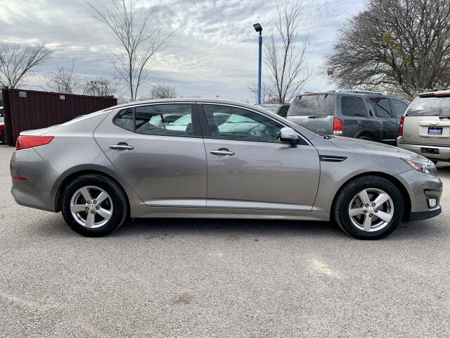2015 Kia Optima in Mesquite, TX 75150 - 1780029 8
