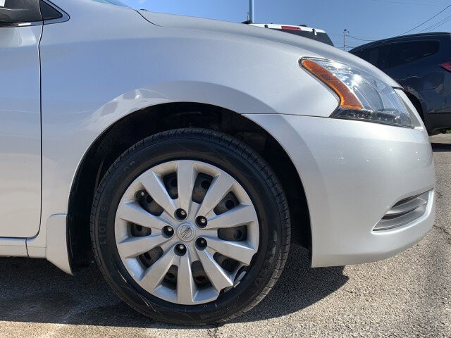 2015 Nissan Sentra in Mesquite, TX 75150 - 1780281 24