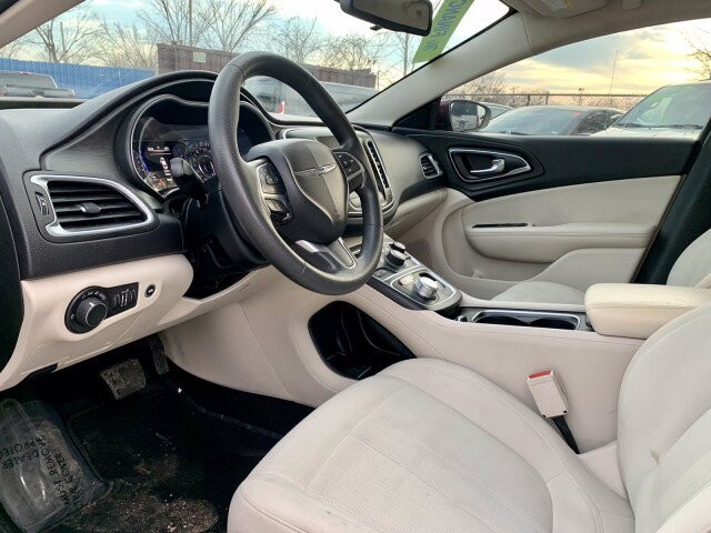 2015 Chrysler 200 in Mesquite, TX 75150 - 1783327 12