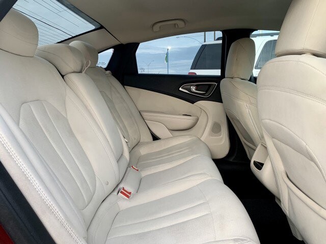 2015 Chrysler 200 in Mesquite, TX 75150 - 1783327 10