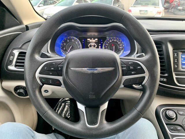 2015 Chrysler 200 in Mesquite, TX 75150 - 1783327 35