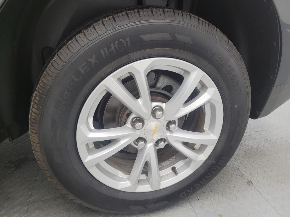 2017 Chevrolet Equinox in Fairfield, OH 45014 - 18021965 31