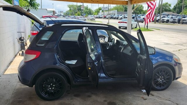 2010 Suzuki SX4 in Cartersville, GA 30120 - 18021990 7