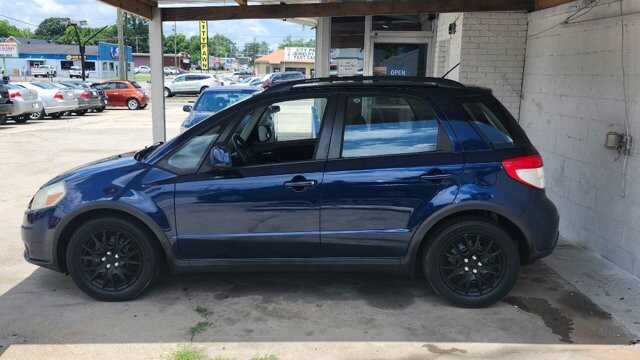 2010 Suzuki SX4 in Cartersville, GA 30120 - 18021990 5