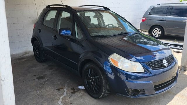 2010 Suzuki SX4 in Cartersville, GA 30120 - 18021990 3