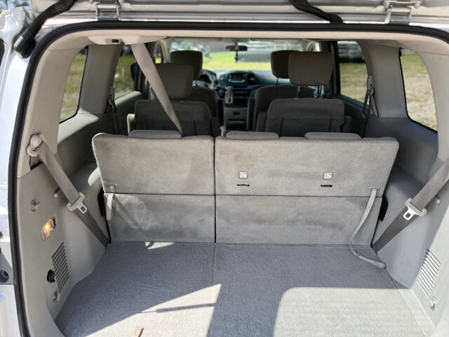 2016 Nissan Quest in Hickory, NC 28602-5144 - 18022009 10