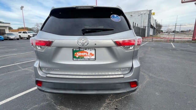 2016 Toyota Highlander in Dallas, TX 75228 - 18022036 7