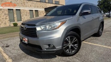 2016 Toyota Highlander in Dallas, TX 75228