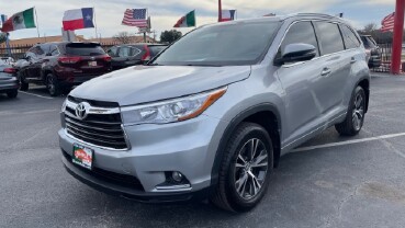 2016 Toyota Highlander in Dallas, TX 75228
