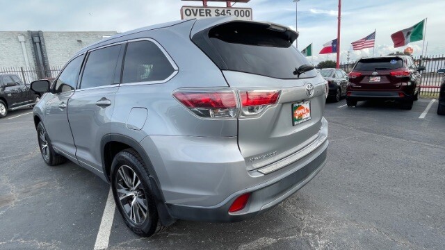 2016 Toyota Highlander in Dallas, TX 75228 - 18022036 9
