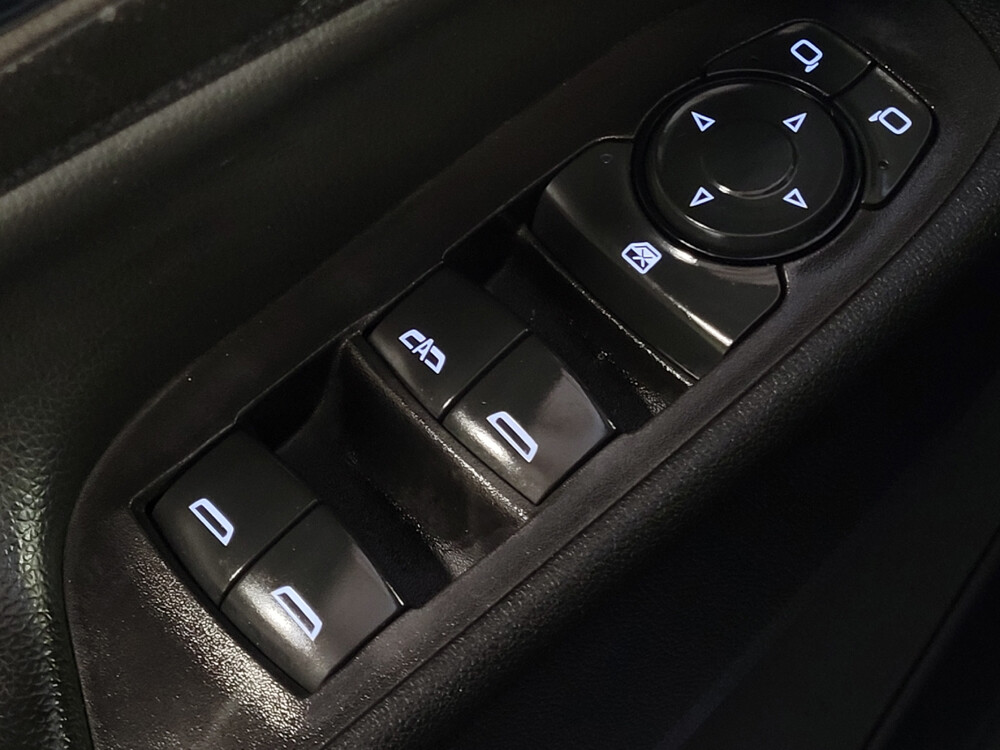 2018 Chevrolet Equinox in Pensacola, FL 32505 - 18022121 25